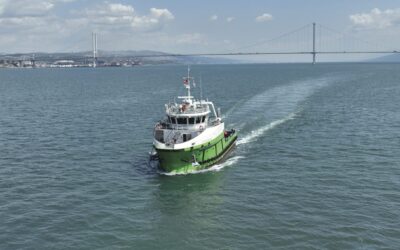 innovative hybrid workboat ‘Tor Boreas’ scoops global award